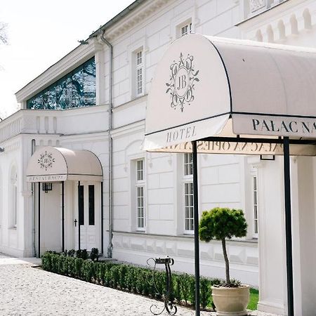 Palac Na Opieszynie Września Exteriér fotografie
