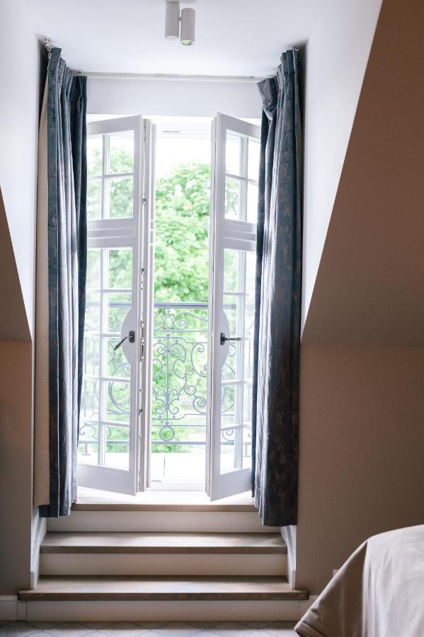 Palac Na Opieszynie Września Exteriér fotografie