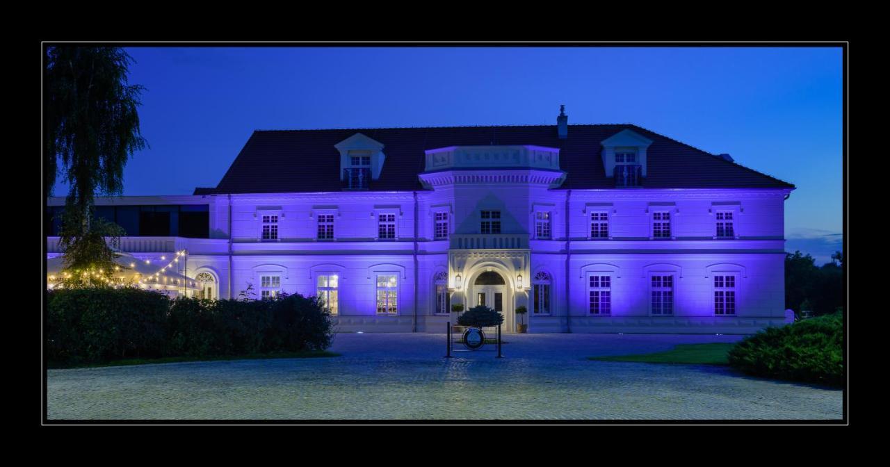 Palac Na Opieszynie Września Exteriér fotografie